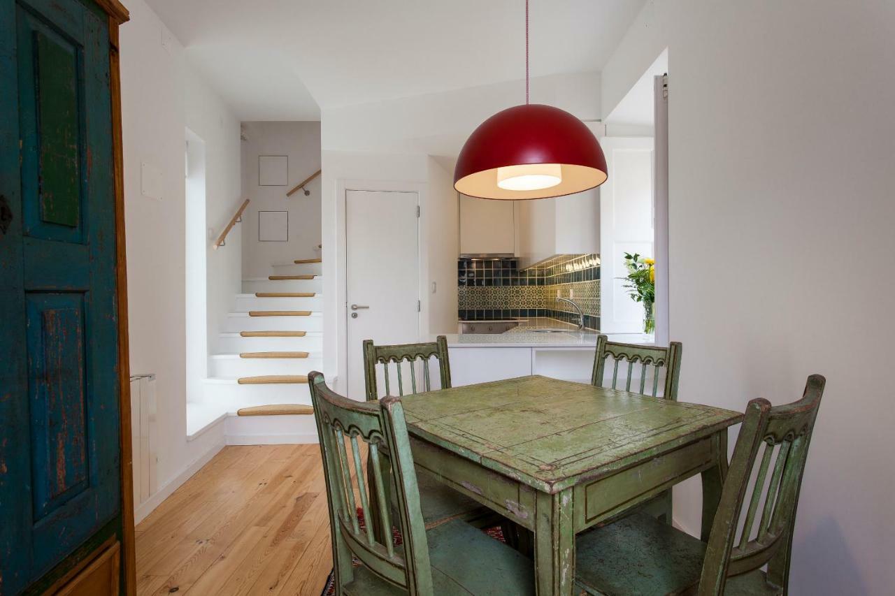 Lisbon Sea Side Chalet Apartment Paco de Arcos Bagian luar foto