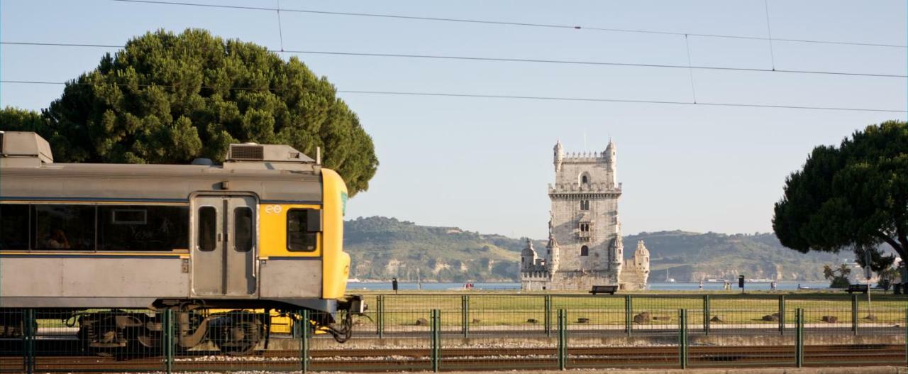 Lisbon Sea Side Chalet Apartment Paco de Arcos Bagian luar foto